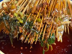 -拈签一笑黄牛肉辣卤串串