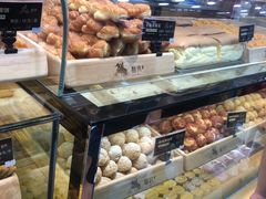 面包甜点陈列柜-酥侯糕点(广东路店)