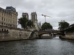 -Bateaux Mouches塞纳河游船