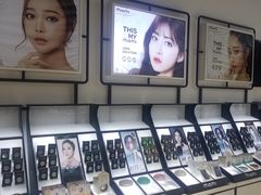 -miomi米欧米隐形眼镜(领展购物广场·中关村店)