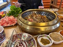 -汉江山料理级自助烤肉黑金冠(周口好吃城店)