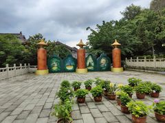 -荣县大佛
