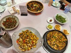 -客家大院·非遗赣南客家菜(郁孤台店)