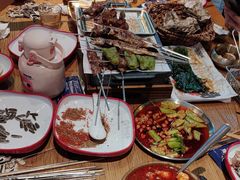 -丽伟的串·烧烤·砂锅(泰丰店)