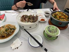 -民族手抓羊肉馆·滩羊手抓·烤全羊