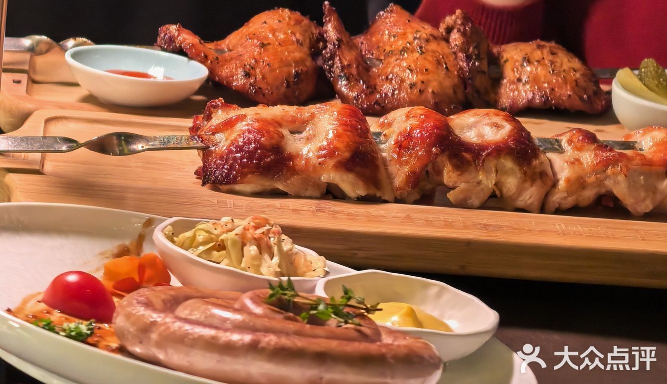 大众点评憋大招，喜提5000+年会大礼包