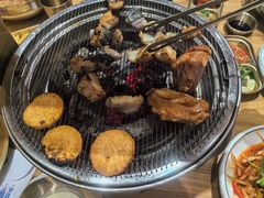 -青瓦餐厅·生鱼片·韩园烤肉(西塔店)