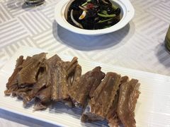 -湖庭壹品鸭王·传统北京烤鸭·别墅私房菜·庭院宵夜(江宁店)