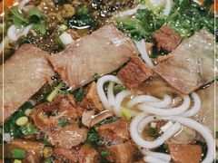 -花溪牛肉粉(八鸽岩店)