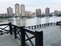 -喷泉公园
