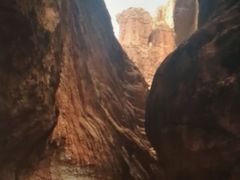 -天山神秘大峡谷