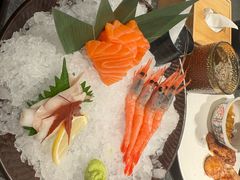 -牛YO寿喜烧·铁板烧和牛火锅自助(市府恒隆店)