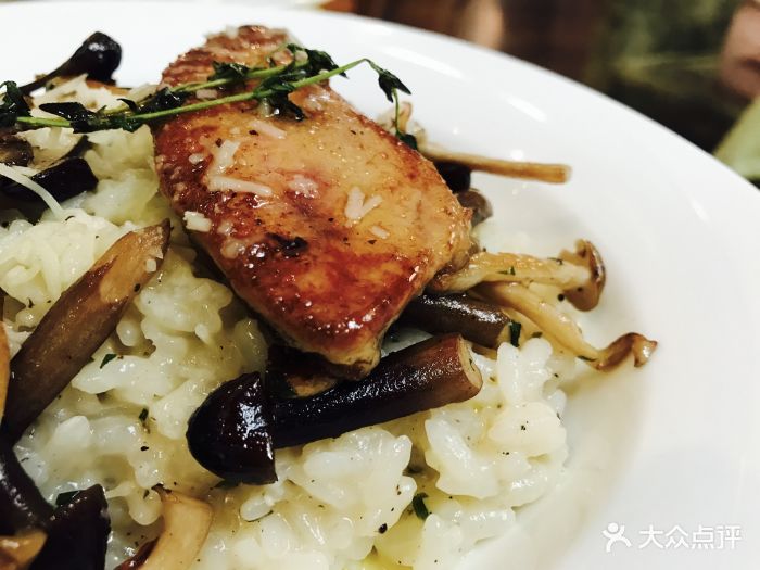 松茸菌菇鹅肝烩饭