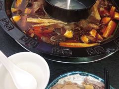 -重庆烧鸡公火锅(簋街店)