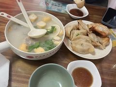 -胡记锅贴·沪上游子老鸭粉丝汤(太原路店)