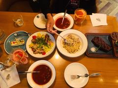 烤鸡黎麦沙拉-MR.ROCKY洛奇先生RESTAURANT&BAR(宝安壹方城店)
