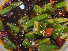 -山河屯铁锅炖(哈西站店)
