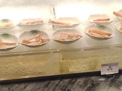 -雍容荟帝王蟹活龙虾展台自助(IFS黑金店)