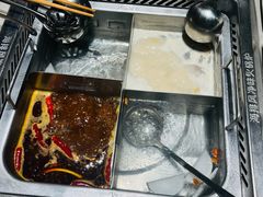 牛油麻辣火锅锅底-海底捞火锅(关山保利店)