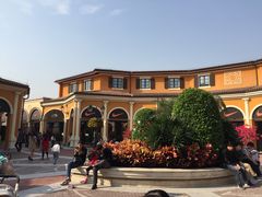 -佛罗伦萨小镇广佛名品奥特莱斯(疏港路店)