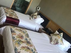 -望儿山温泉水乐园
