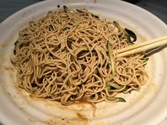 -肥肥虾庄·金牌油焖大虾(沙湖店)