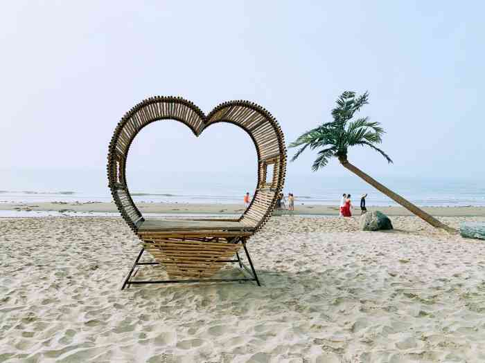 戴河庭院沙滩浴场-"闺蜜驾车07带我们来的网红打卡地,可比之.