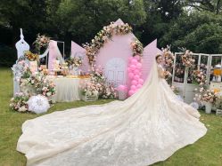 -艾米丽婚纱礼服