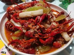 -茸梅路右拐龙虾-农家菜(松江店)