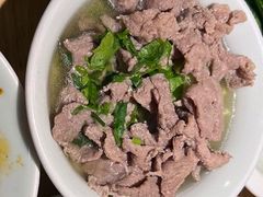 -全牛匠·乐山跷脚牛肉(新中关店)