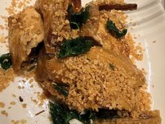 招牌脆皮蒜香鸡-莆田餐厅PUTIEN(金融街购物中心店)