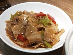 小鸡炖蘑菇-上关雪東北菜(中房金谊店)