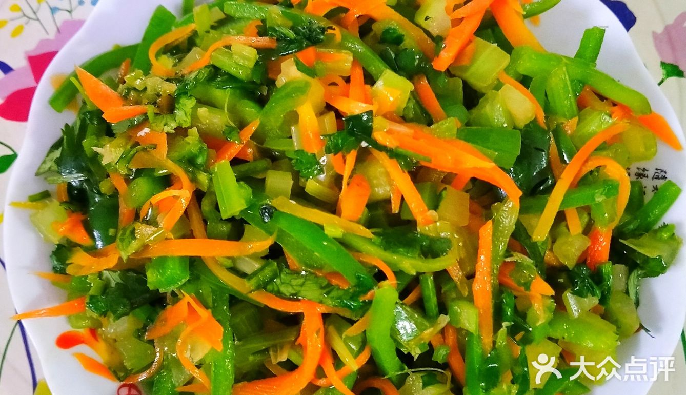                 难忘的     家乡菜