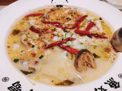 -江渔儿酸菜鱼(奥园广场金发购物中心店)