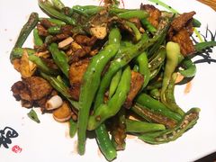 招牌小炒肉-螃牛记创意火锅