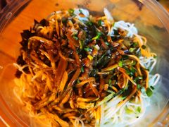 -捌贰虾蟹·江湖菜馆(江汉路店)