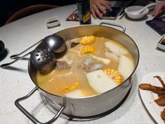-肥仔文澳门猪骨煲(南京西路店)