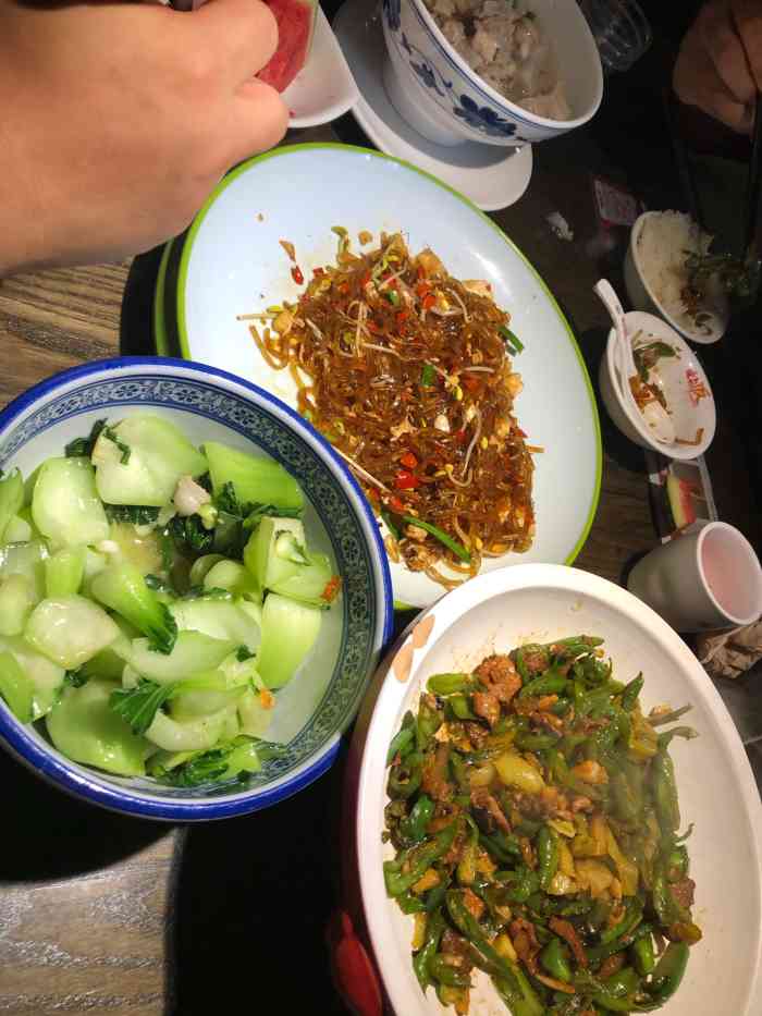 我家爱上饭(大鹏店)-"朋友说想吃牛蛙,查到这家就过来了.菜品分.