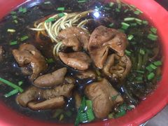 -小龙大肉面馆