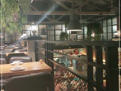 -山楂树融合菜餐厅