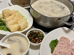 -煲王粤菜餐厅(中侨中心店)