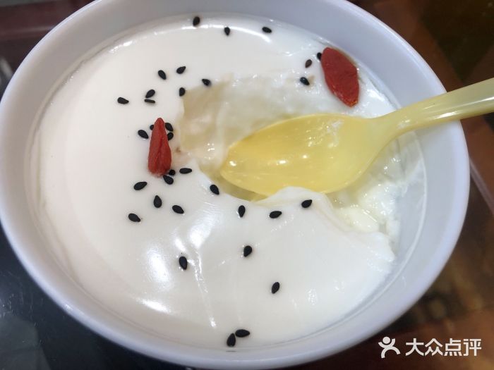 东方宫中国兰州牛肉拉面(公益西桥店)酸奶图片