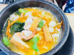 裸奔虾米线-灵芝妹子海鲜米线(香炉礁山姆店)