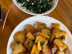 -芦茨金富饭庄·25年老字号·专做稻草鸡