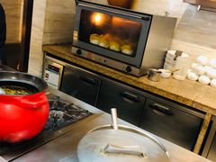 -东方红海鲜百汇(国际大厦店)