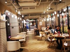 大堂-必胜客(金元宝店)