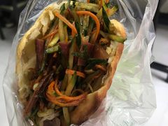 夹张飞牛肉-小陈方酥锅盔(古城总店)