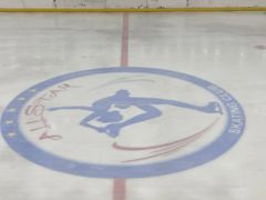 -全明星滑冰俱乐部(万象城店)