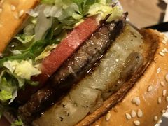 -The Habit Burger Grill 哈比特汉堡(复兴soho店)