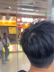 -川和潮人